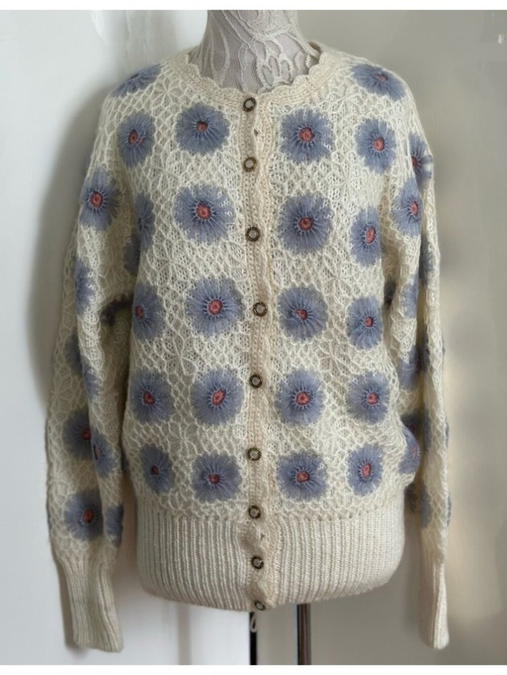 RARE Vintage Blue Daisy Hand Knitted Crochet Cardigan M/L